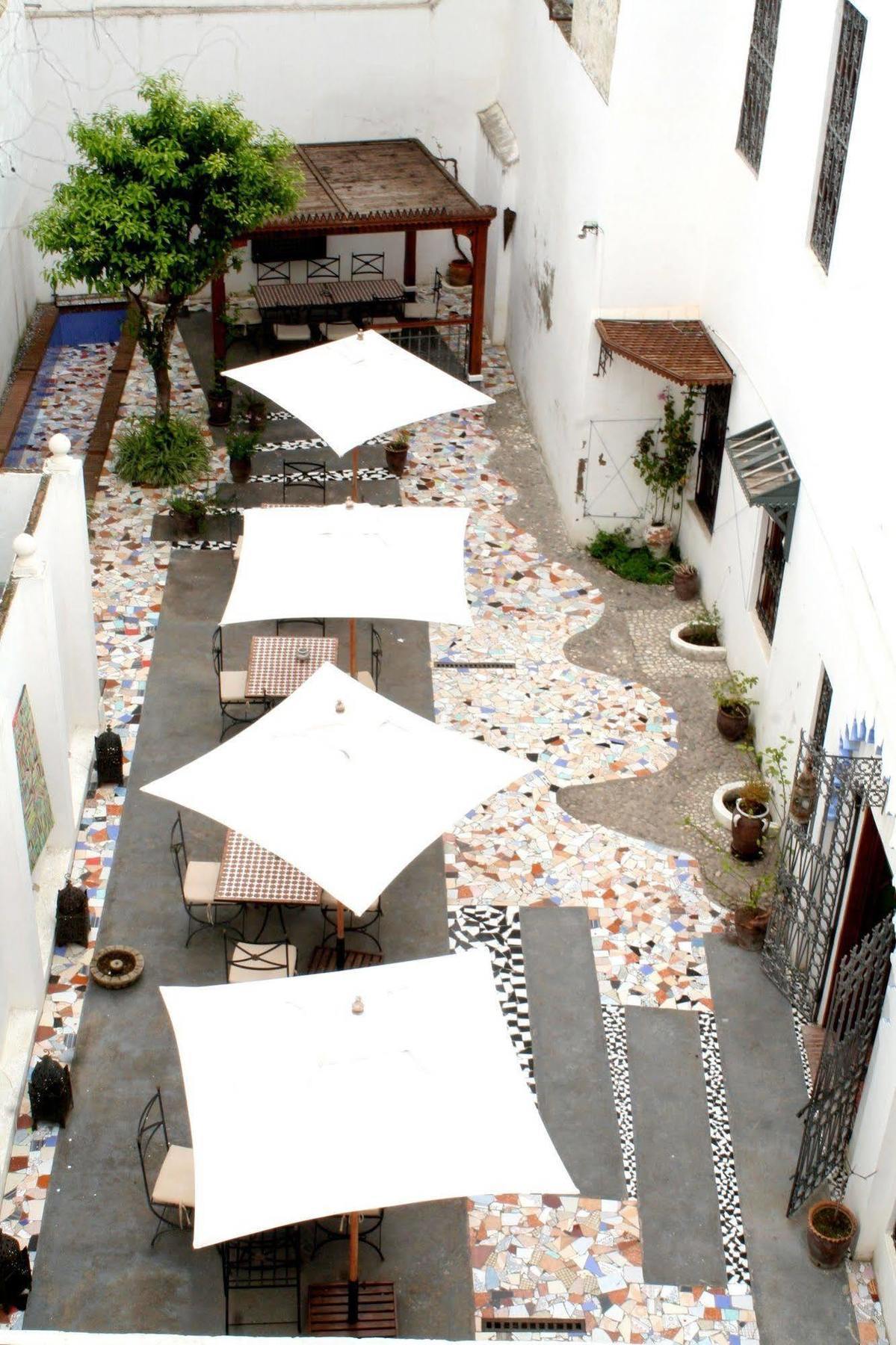 فندق بلانكو الرياض Tétouan المظهر الخارجي الصورة